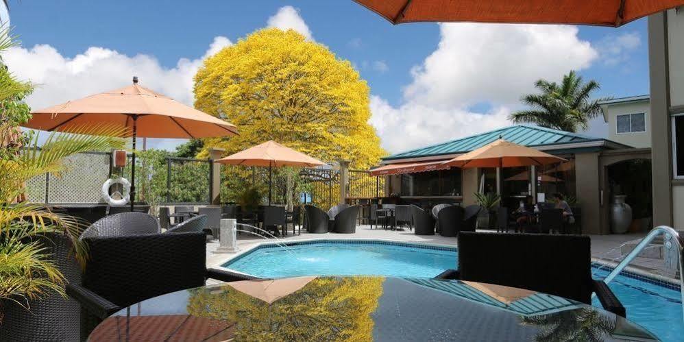 Tradewinds Hotel San Fernando Esterno foto